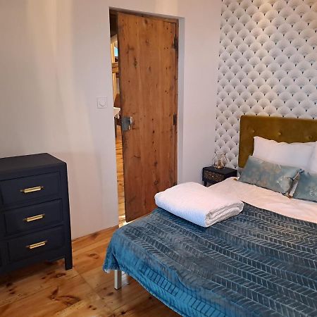 Chez Christine Et Fabrice Lägenhet Font-Romeu-Odeillo-Via Exteriör bild