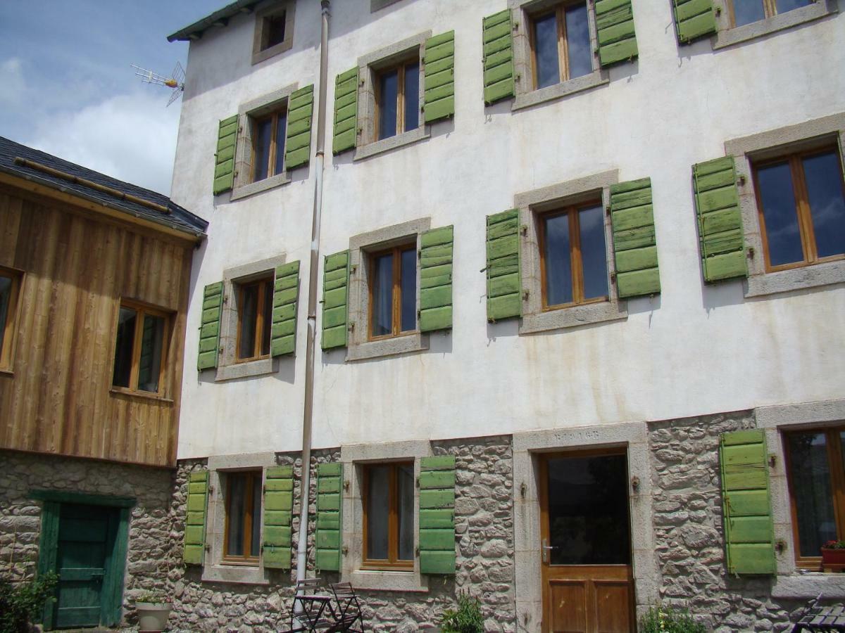 Chez Christine Et Fabrice Lägenhet Font-Romeu-Odeillo-Via Exteriör bild